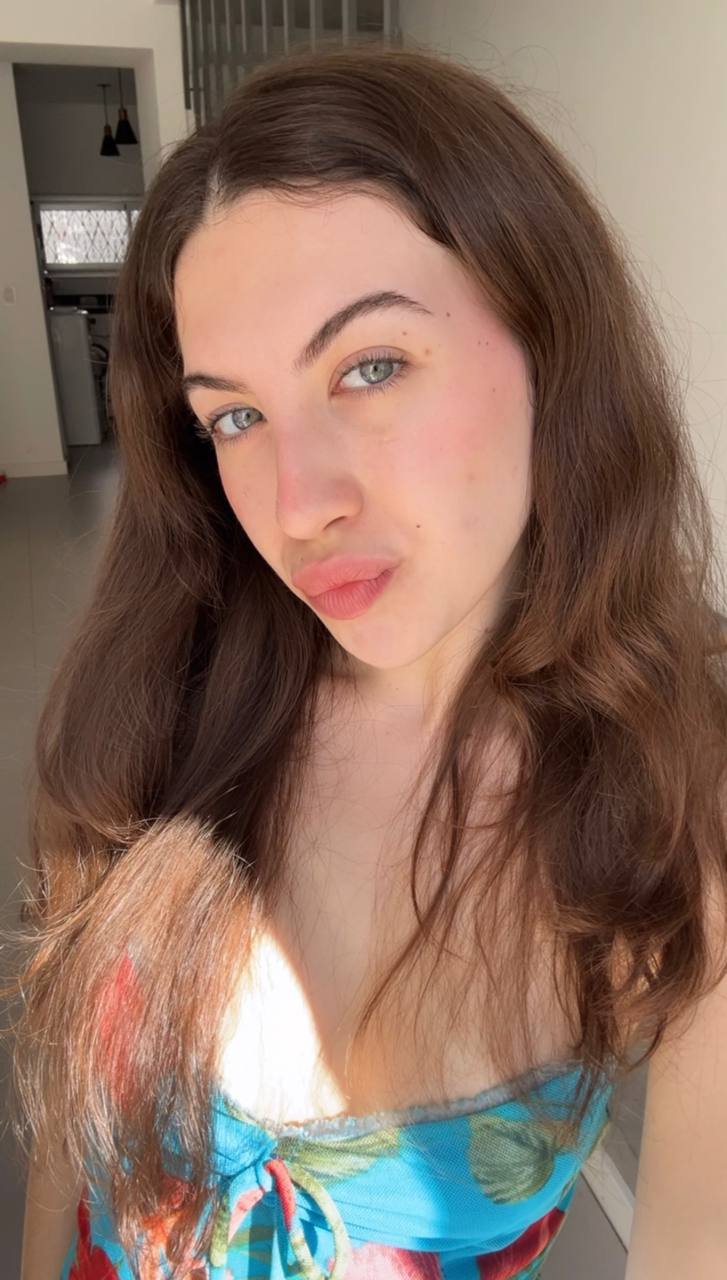 Nude girl Amber in Chandigarh