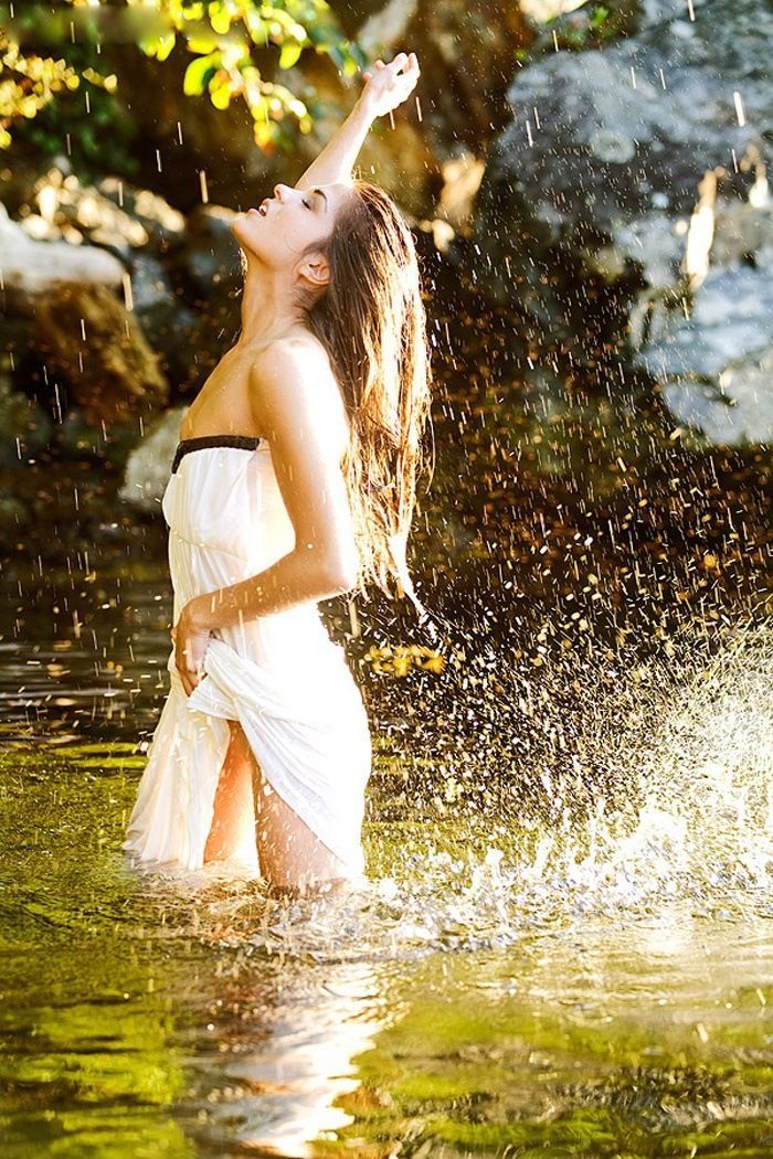 Marie Avgeropoulos in Chandigarh