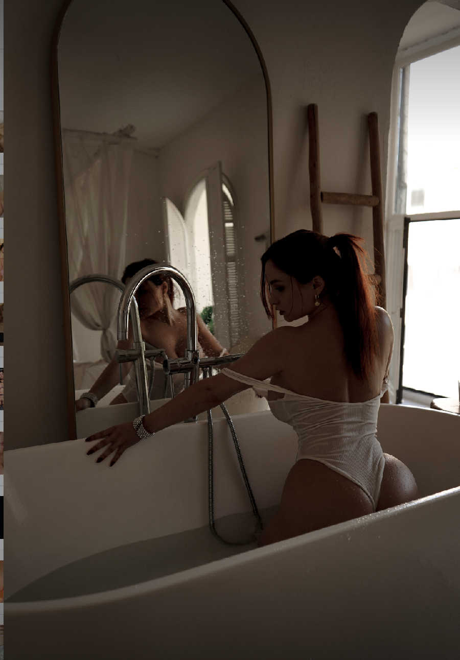 A playful frame from Miranda Faith nude — online in Chandigarh