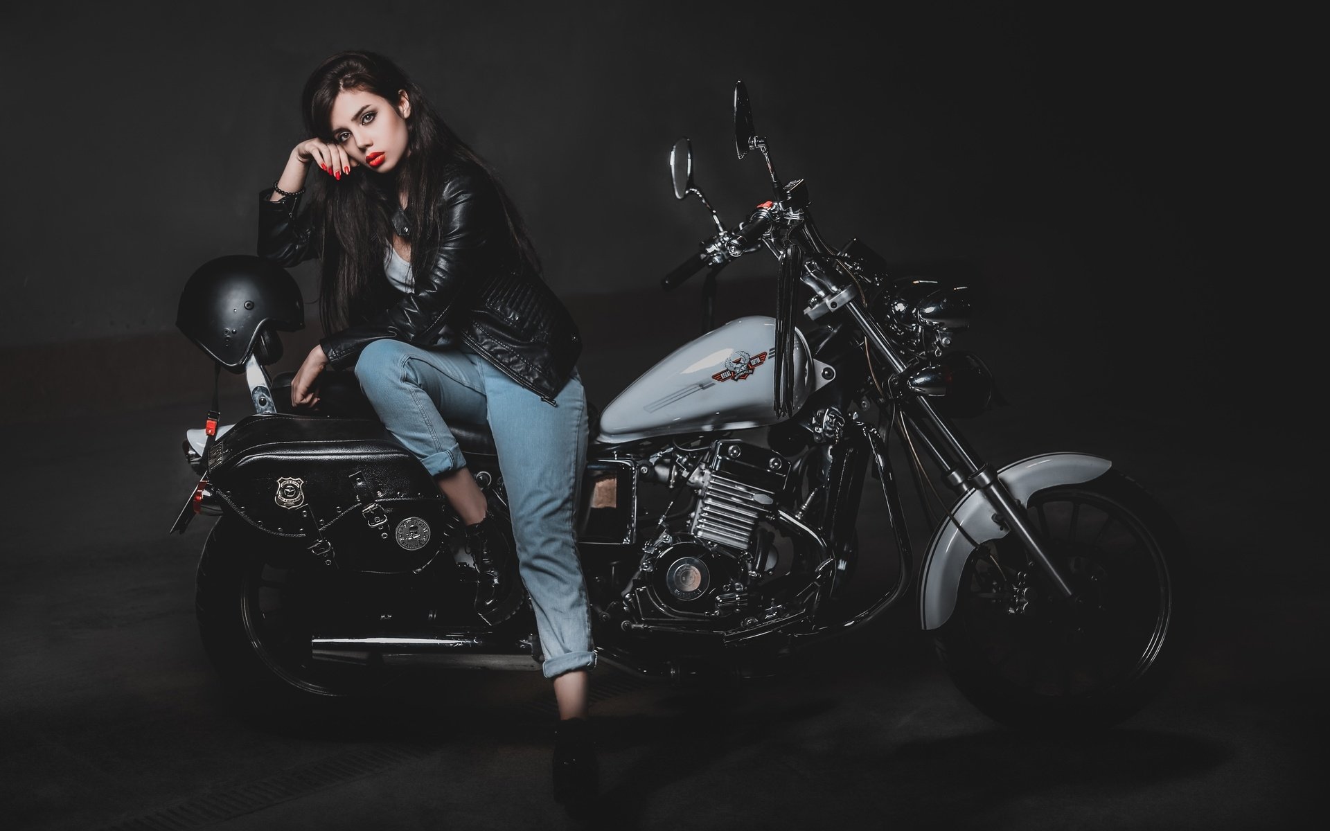 Biker girls: style and drive in Chandigarh