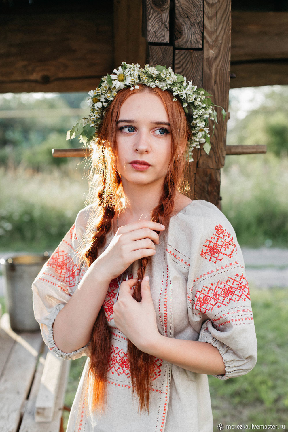 Girls in Slavic costumes in Chandigarh