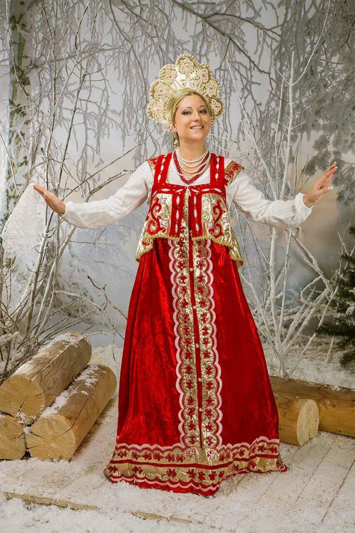 Girls in Slavic costumes in Chandigarh