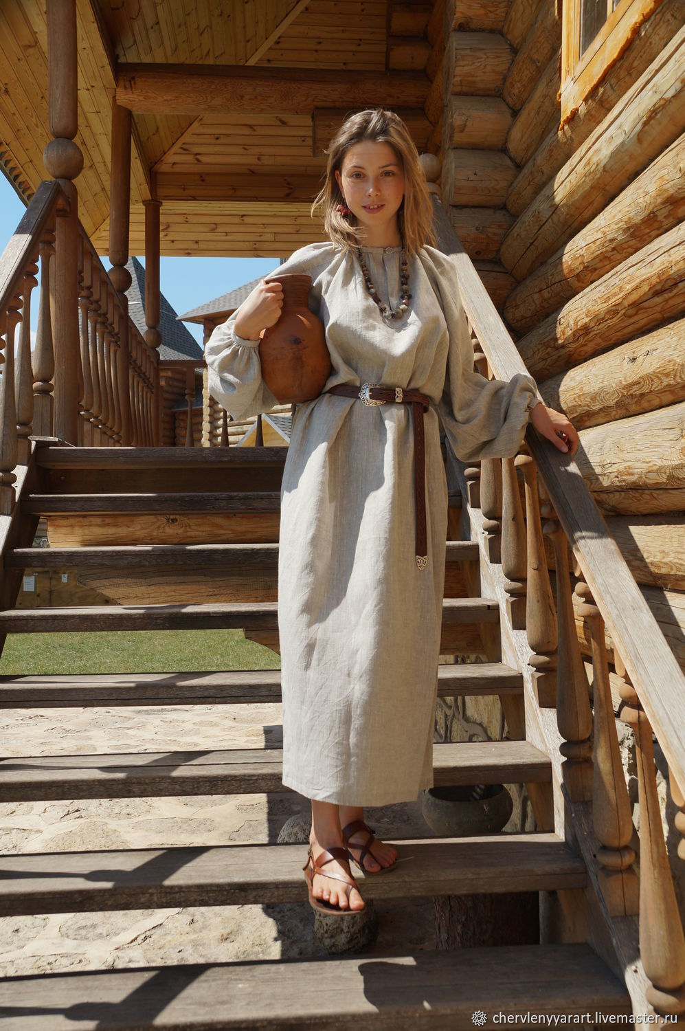 Girls in Slavic costumes in Chandigarh