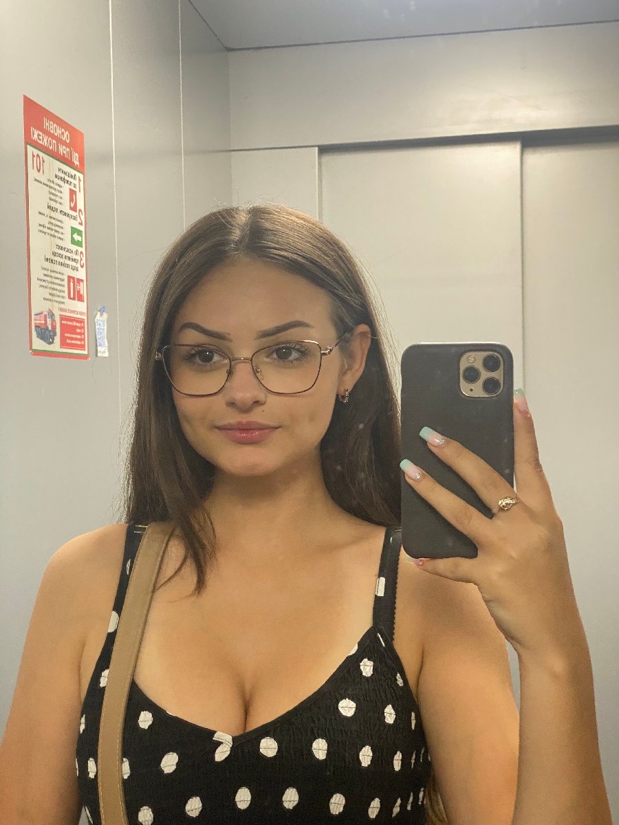 Sexy model Stacy in Chandigarh