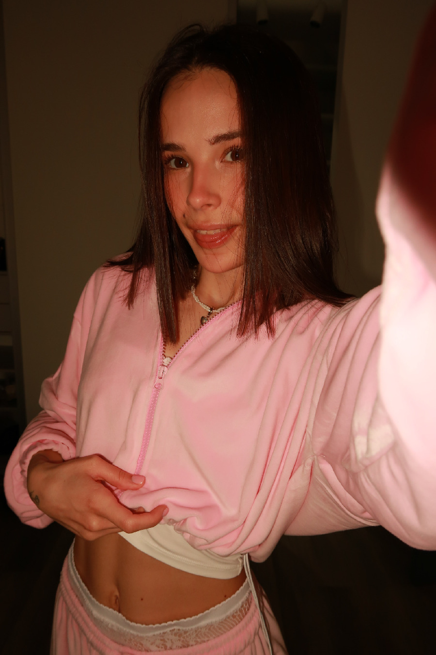 Tina brings the glow — live moments in Chandigarh