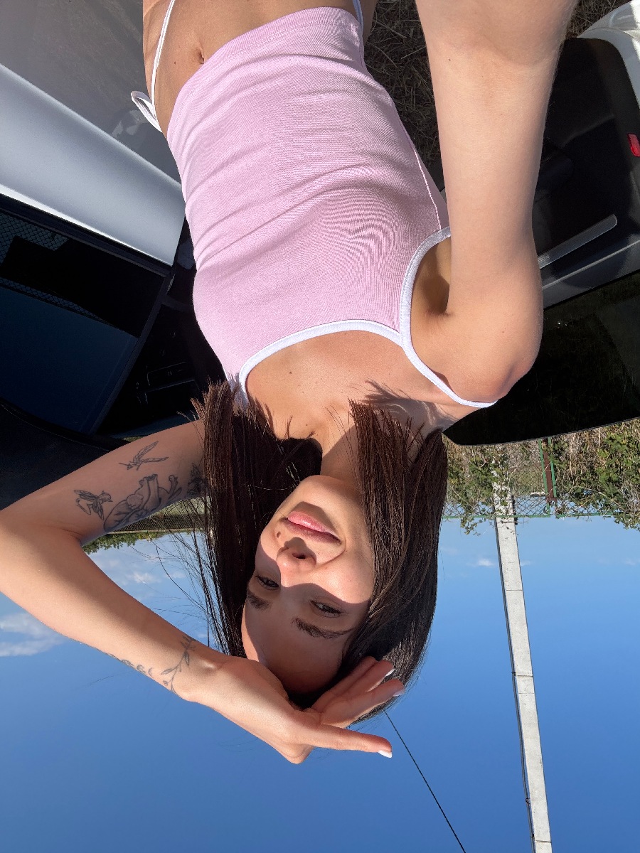 Sexy model Tina in Chandigarh